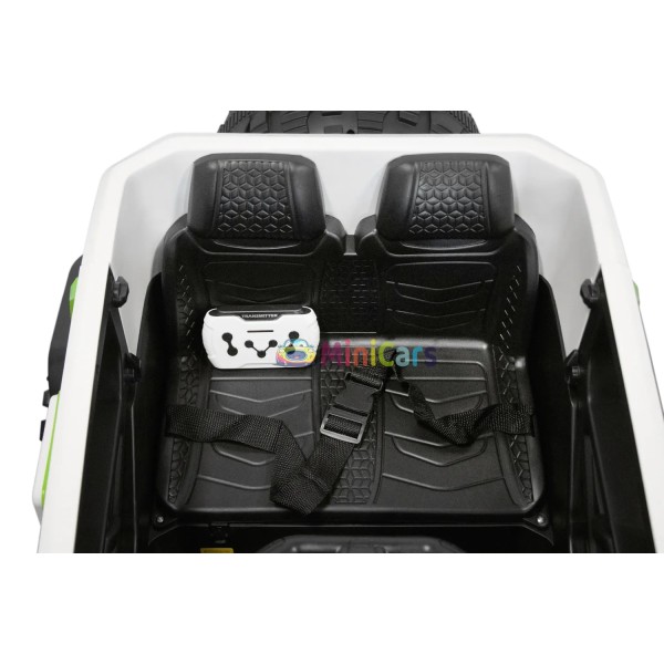 Robuuste elektrische 4x4 terreinwagen voor kinderen SUV Ultimate UTV 4x30W