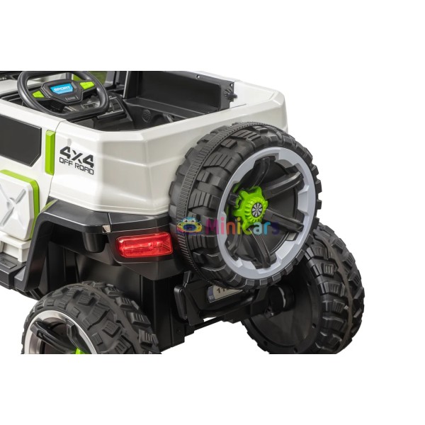 SUV TANK 4x4 elettrico bambino trasmissione integrale 4x30W | Minicars